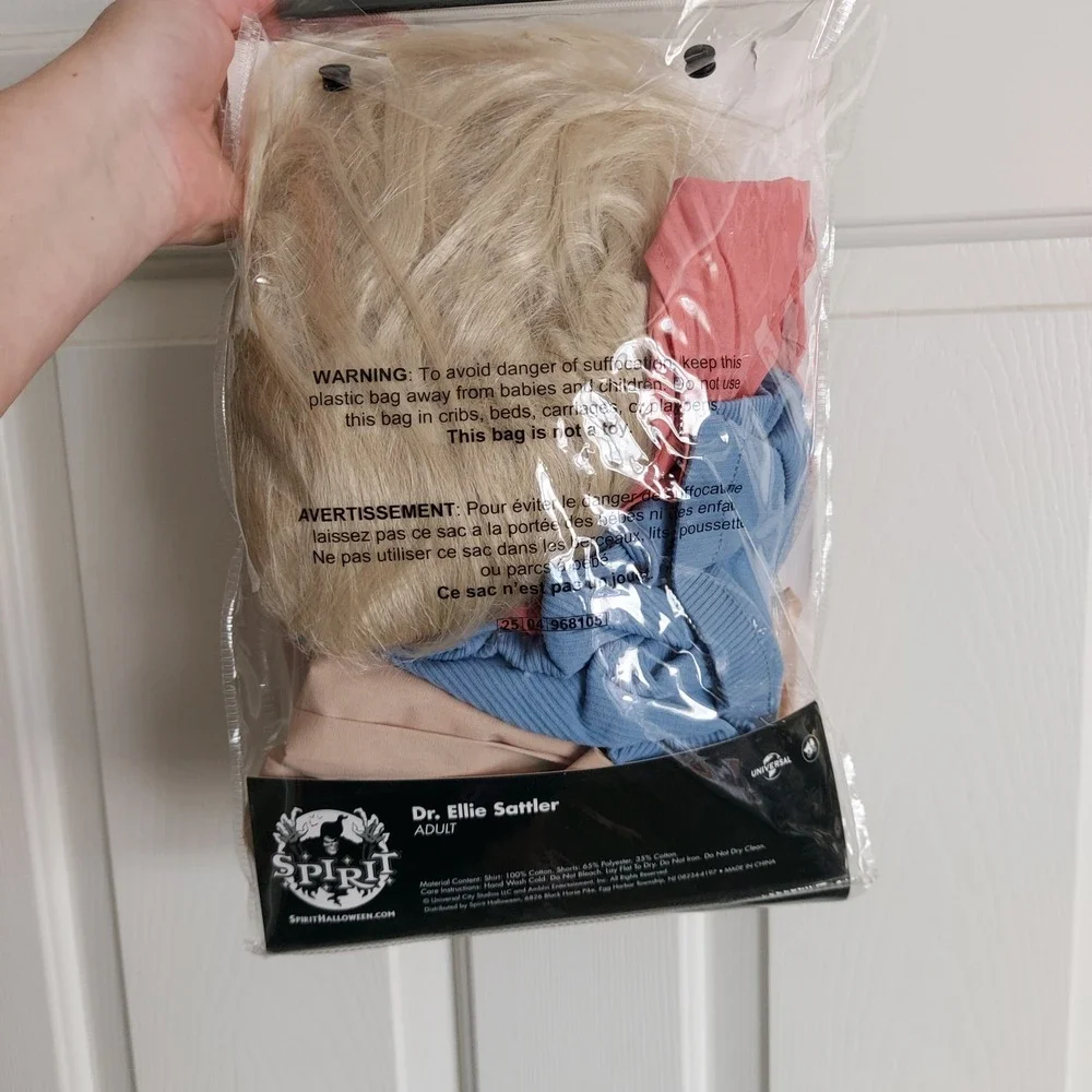 Spirit Halloween Jurassic Park Dr Ellie Sattler Costume Adult Small Wig Tank 4-6 - Picture 5 of 6